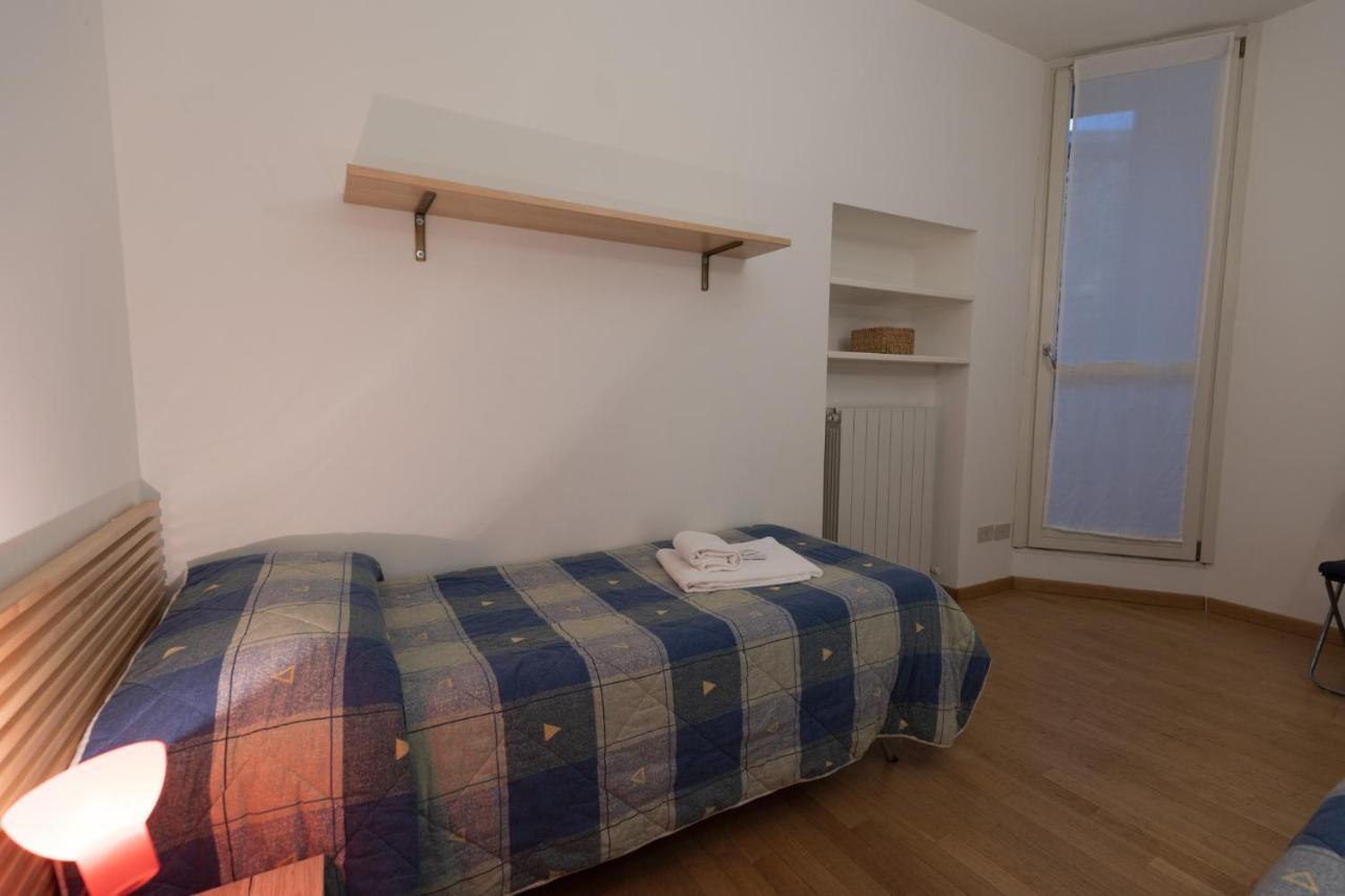 Vila Casa Piazza Del Porto Lovere Exteriér fotografie